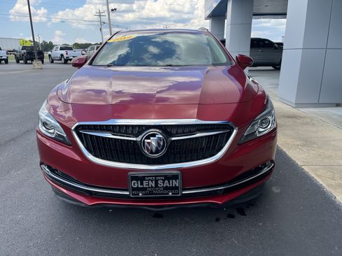 Used 2019 Buick LaCrosse Essence w/ Sun and Shade Package FWD image 9