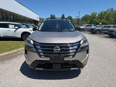 New 2026 Nissan Rogue Platinum AWD/4WD image 2
