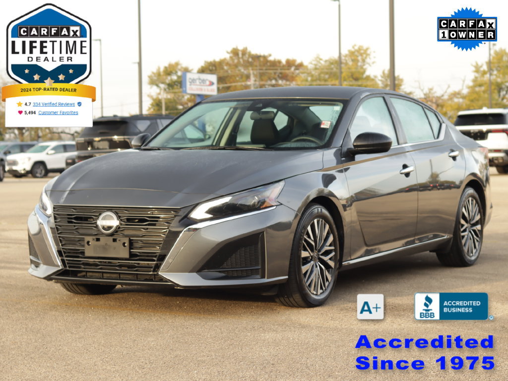 Used 2025 Nissan Altima 2.5 SV FWD image 3