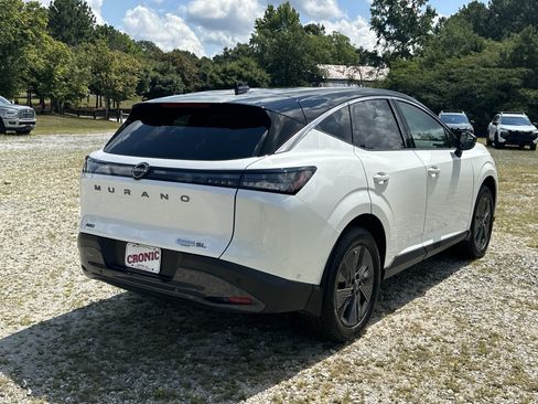 Used 2025 Nissan Murano SL AWD/4WD image 5
