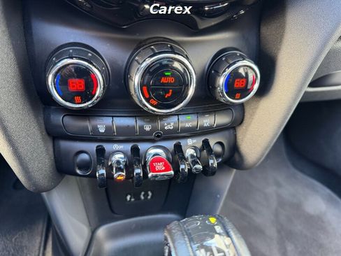 Used 2016 MINI Cooper 4-Door Hardtop image 27