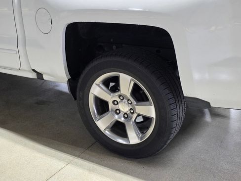 Used 2017 Chevrolet Silverado 1500 LT w/ All Star Edition RWD image 9