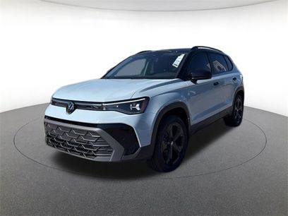 New 2025 Volkswagen Taos SE