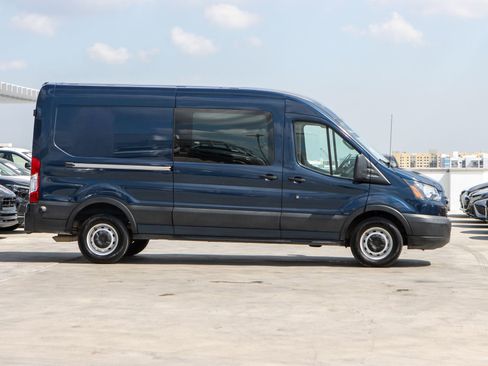 Used 2019 Ford Transit 250 148 Medium Roof image 4
