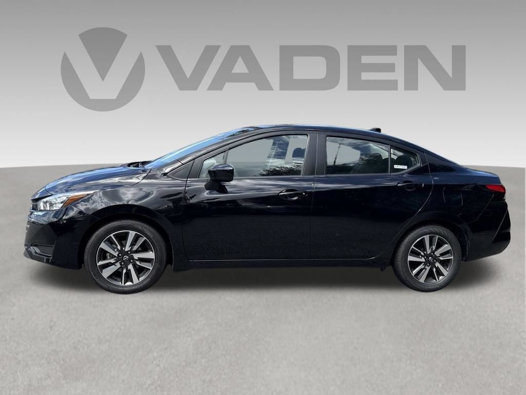 Used 2025 Nissan Versa SV FWD image 13