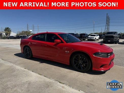 Used 2019 Dodge Charger Scat Pack w/ Driver Confidence Group image 2