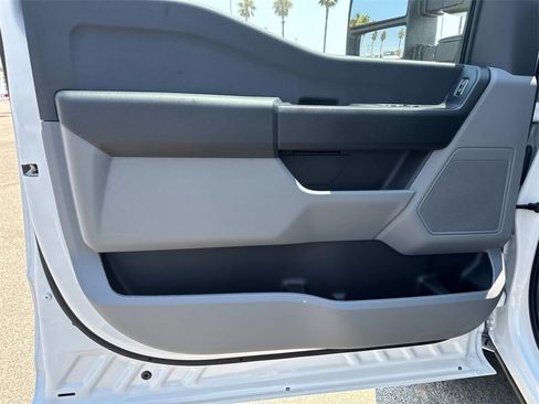 New 2025 Ford F350 XL w/ XL Chrome Package image 11