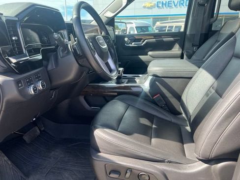 Used 2023 GMC Sierra 1500 Elevation w/ Elevation Premium Package AWD/4WD image 15