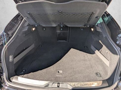 Used 2018 Maserati Levante S GranLusso image 6