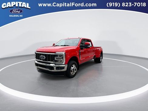 Used 2023 Ford F350 Lariat w/ Lariat Ultimate Package AWD/4WD image 4