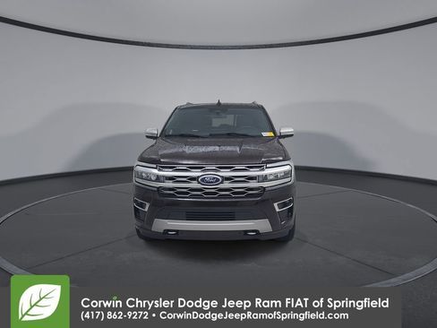 Used 2023 Ford Expedition Platinum AWD/4WD image 5