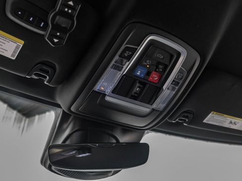 Used 2020 RAM 2500 Laramie w/ Night Edition image 22