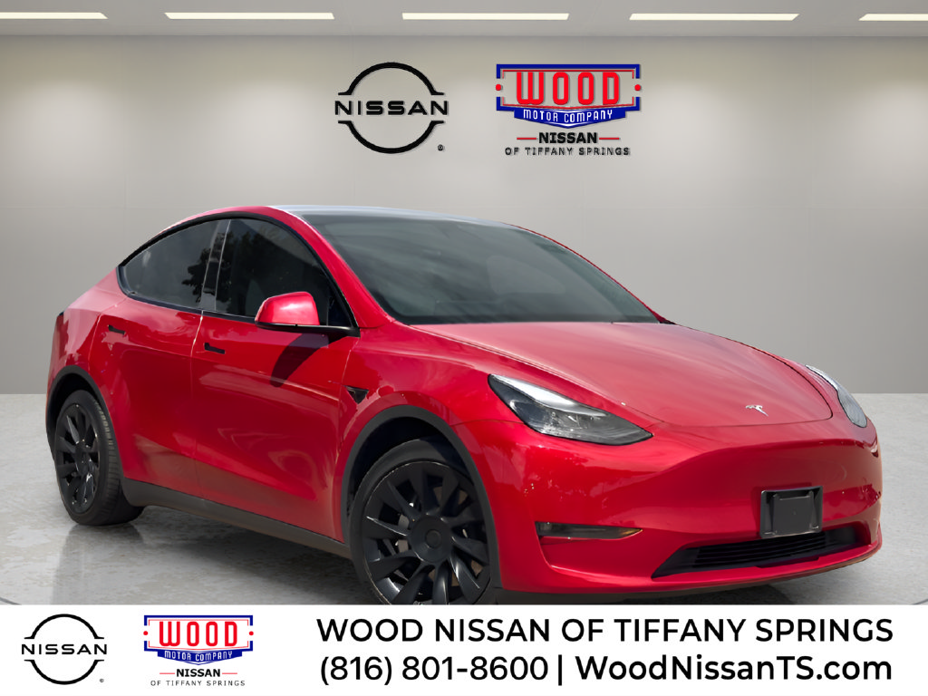 Used 2023 Tesla Model Y Long Range AWD/4WD image 1