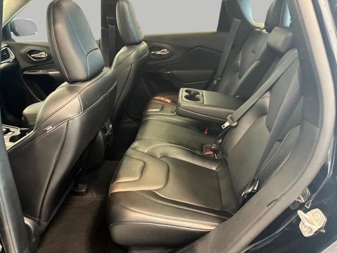 Used 2023 Jeep Cherokee Altitude Lux w/ Lux Elite Package AWD/4WD image 22