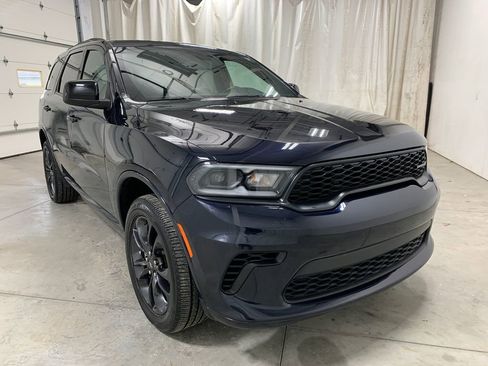 Used 2024 Dodge Durango GT w/ Blacktop Package image 2