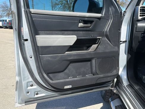 Used 2023 Toyota Tundra Limited w/ Power Package image 12