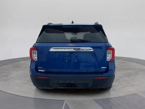 Used 2020 Ford Explorer XLT w/ Comfort Package image 5