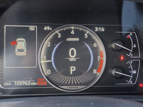 Used 2019 Lexus UX 200 image 12