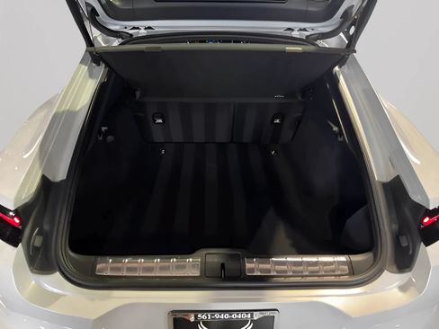 Used 2024 Porsche Panamera image 27