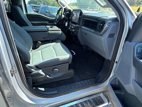 Used 2025 Ford F150 XLT w/ Equipment Group 301A Standard AWD/4WD image 19
