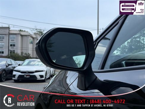 Used 2024 Toyota Corolla LE FWD image 37