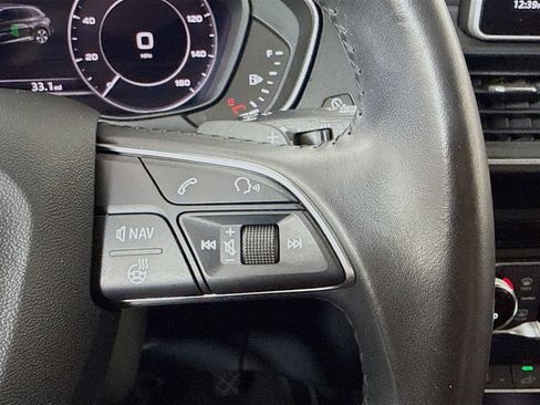 Used 2020 Audi Q5 e Premium Plus w/ Premium Plus Package AWD/4WD image 12