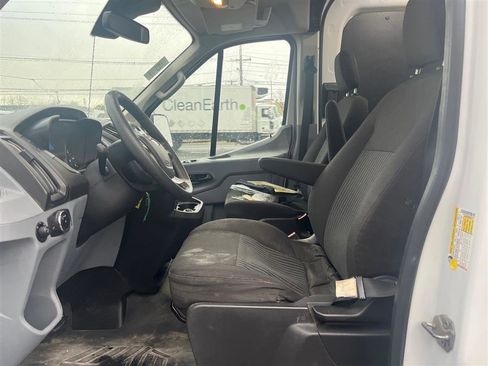 Used 2019 Ford Transit 250 148 Medium Roof image 12