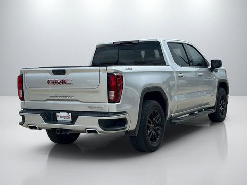 Used 2022 GMC Sierra 1500 Elevation w/ Elevation Premium Package image 5