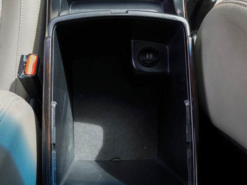 Used 2019 Kia Sorento EX image 39