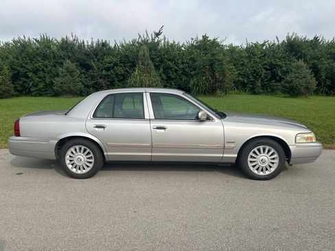 Used 2011 Mercury Grand Marquis LS RWD image 13