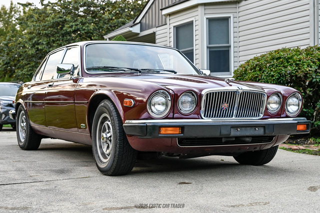 Used 1987 Jaguar XJ6 RWD image 11