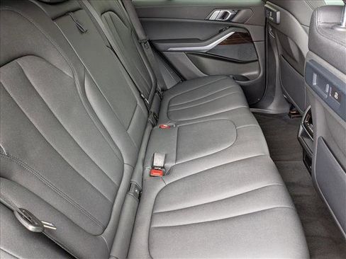 Used 2021 BMW X5 xDrive40i w/ Premium Package 3 AWD/4WD image 22