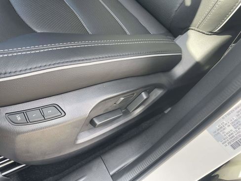 New 2025 MAZDA CX-5 AWD 2.5 S w/ Preferred Package image 19