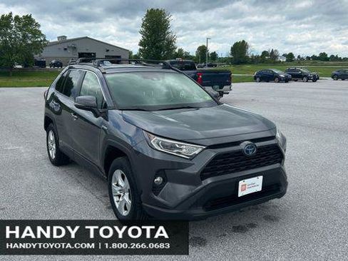 Certified 2019 Toyota RAV4 XLE w/ Convenience Package AWD/4WD image 1