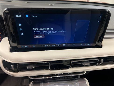 New 2026 Lincoln Aviator AWD image 10