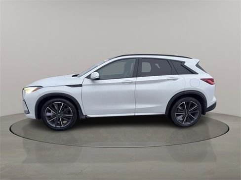 Used 2023 INFINITI QX50 Sport image 2