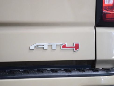 Used 2023 GMC Sierra 1500 AT4 w/ AT4 Premium Package AWD/4WD image 21
