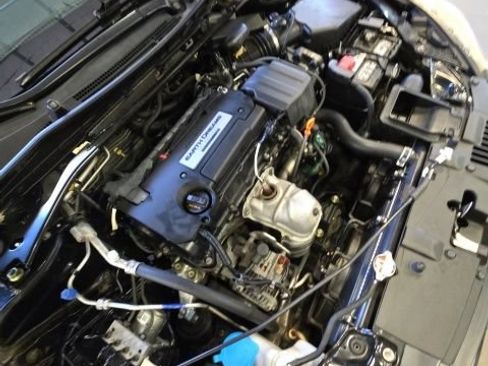 Used 2015 Honda Accord Sport image 23