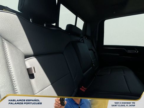 Used 2025 GMC Sierra 3500 Denali w/ Denali Reserve Package AWD/4WD image 32