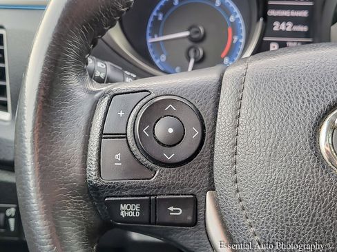 Used 2016 Toyota Corolla S image 13