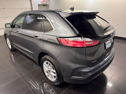 Certified 2024 Ford Edge SEL w/ Convenience Package AWD/4WD image 4