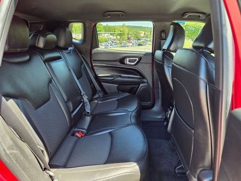 Used 2025 Jeep Compass Latitude w/ Altitude Special Edition AWD/4WD image 18