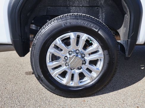 Used 2021 GMC Sierra 3500 Denali w/ Denali Ultimate Package image 34