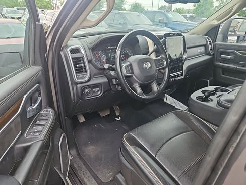 Used 2024 RAM 2500 Laramie AWD/4WD image 6