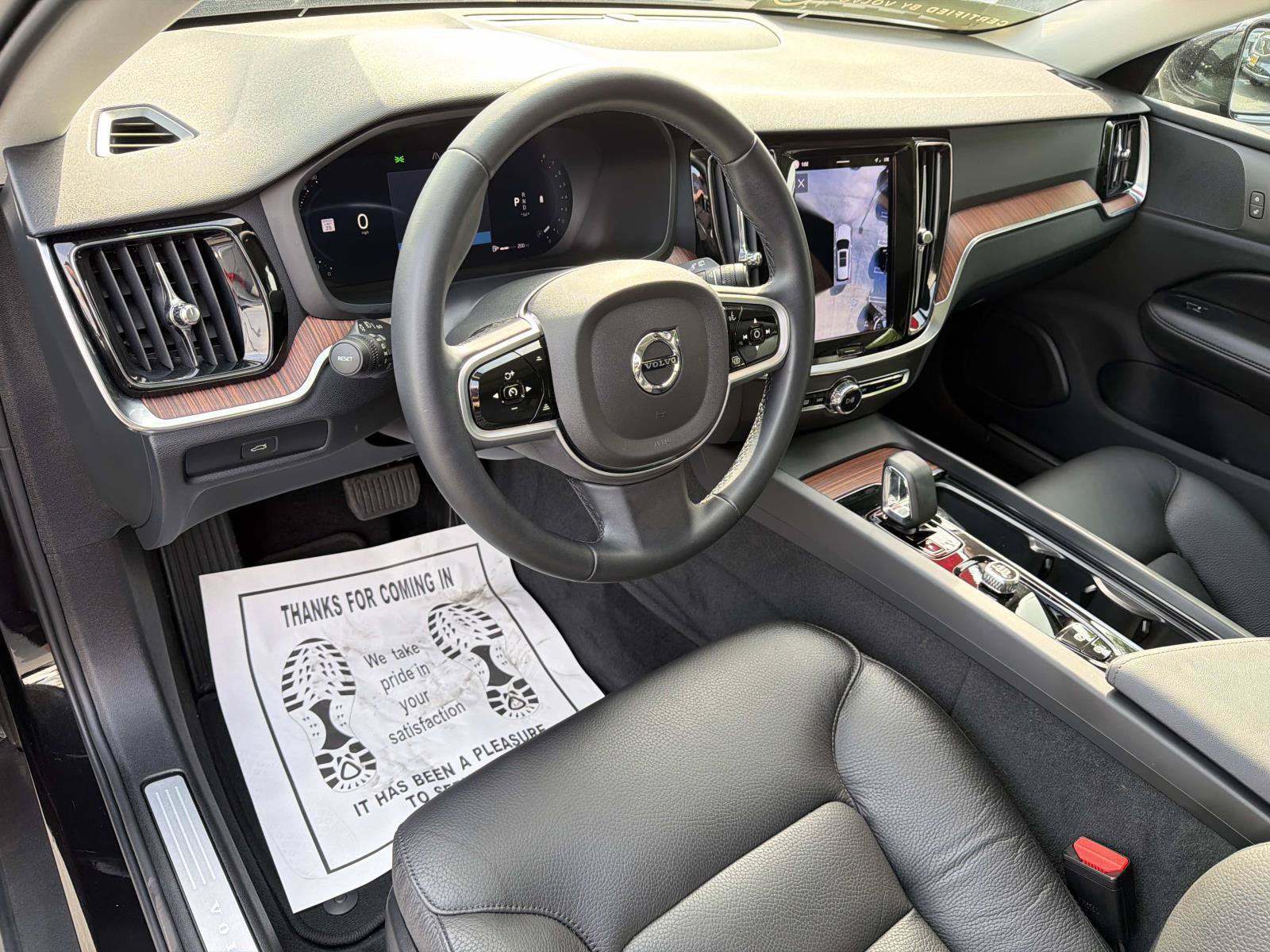 Certified 2025 Volvo V60 B5 Cross Country Plus AWD/4WD image 9