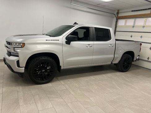 Used 2021 Chevrolet Silverado 1500 RST w/ Rally Edition AWD/4WD image 2