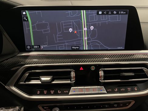 Used 2022 BMW X5 M50i w/ Premium Package image 23