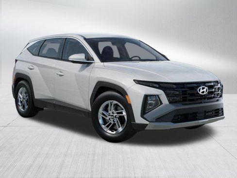 New 2026 Hyundai Tucson SE image 2