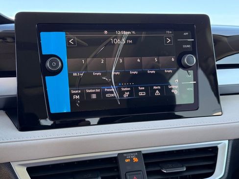 New 2026 Volkswagen Taos SE FWD image 22