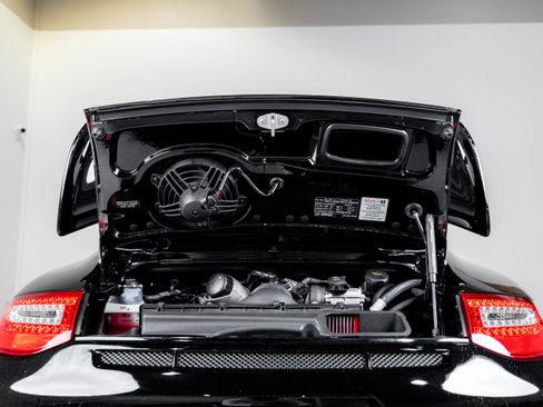 Used 2010 Porsche 911 GT3 RWD image 73
